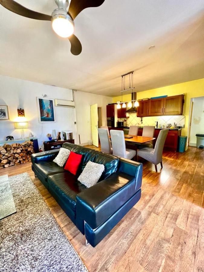 House In The City-center Of With A Private Pool *