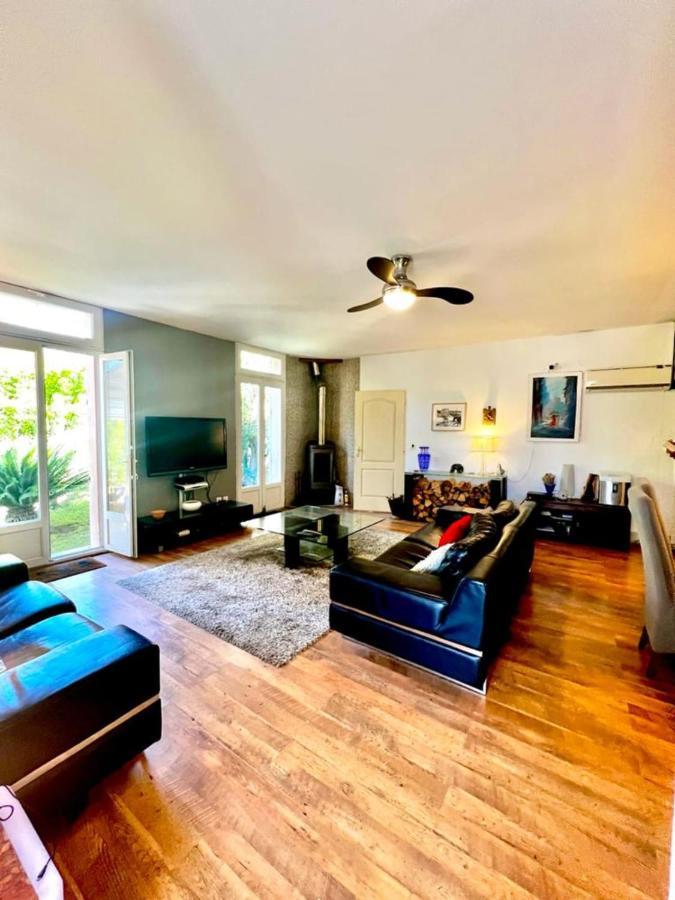 House In The City-center Of With A Private Pool * Antibes