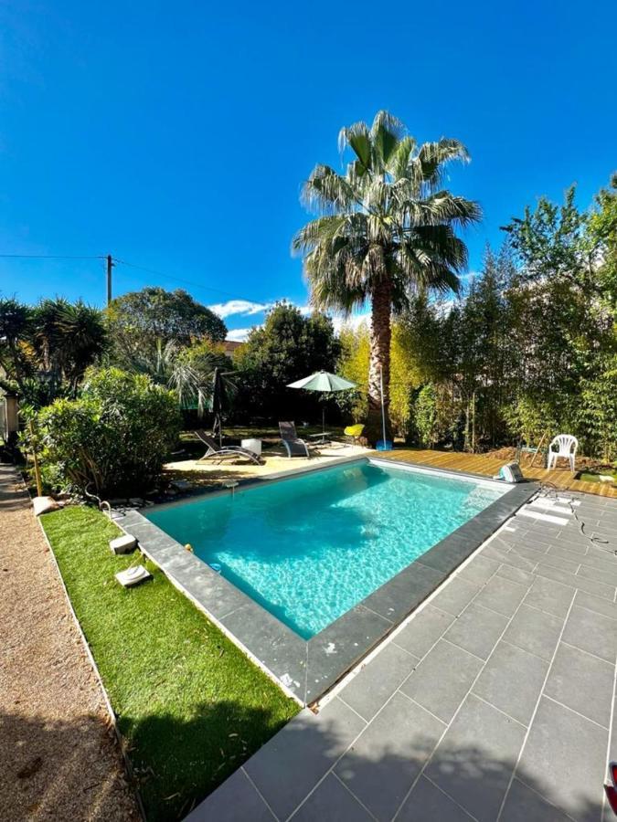 House In The City-center Of With A Private Pool *
